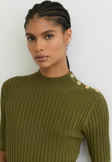 Вязаное платье