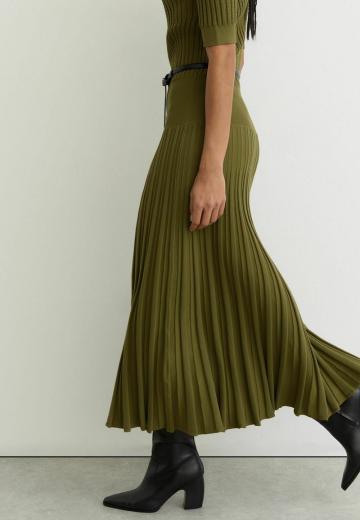 Вязаное платье