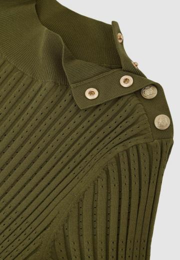 Вязаное платье