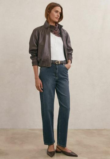 Прямые джинсы