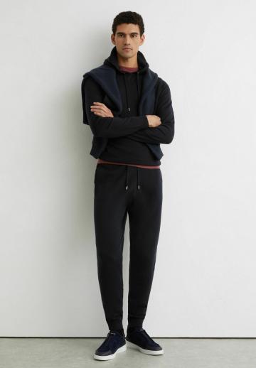 Спортивные штаны