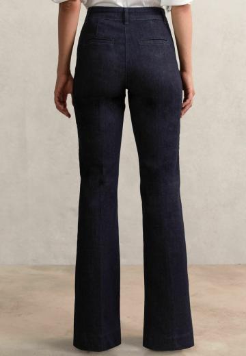 Клешеные брюки