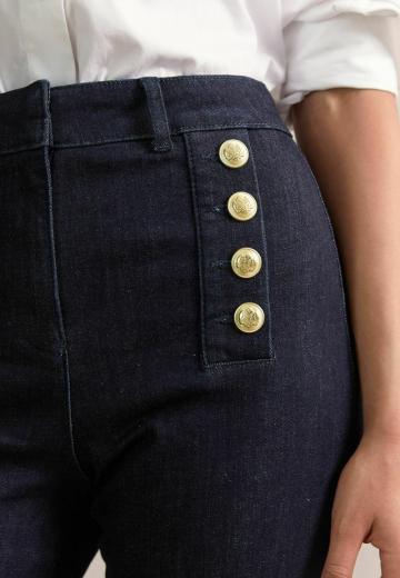 Клешеные брюки