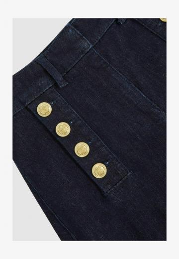 Клешеные брюки