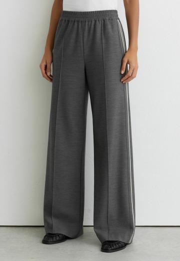 Спортивные штаны