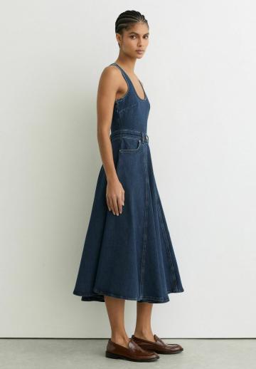 Джинсовый комбинезон