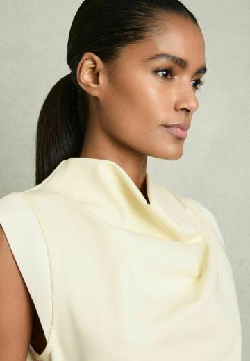 Топ на одно плечо