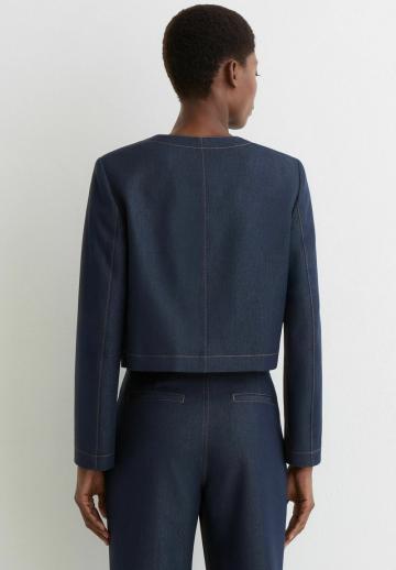 Блейзер с накладными карманами