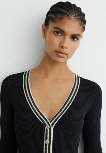 Вязаное платье