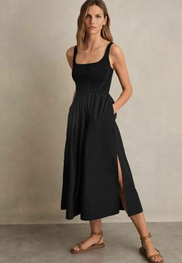 Платье без бретелек