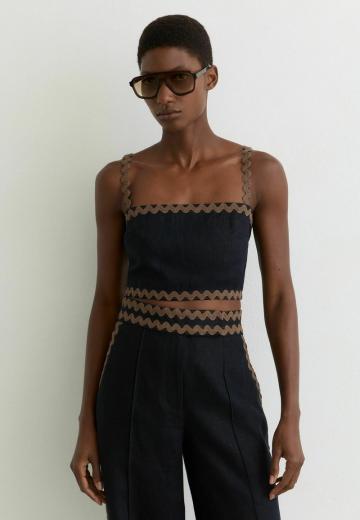 Топ на бретельках