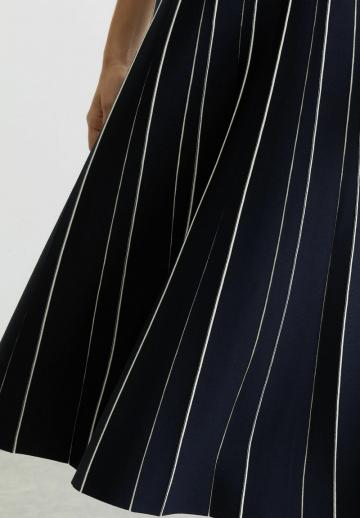 Платье футляр