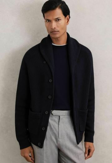 Вязаная кофта