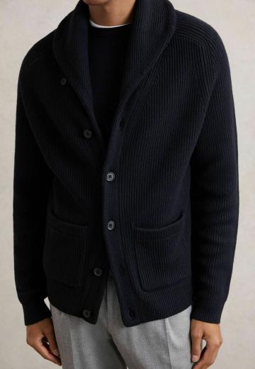 Вязаная кофта