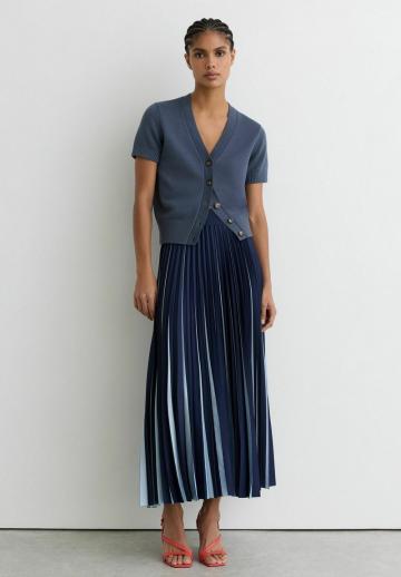 Вязаная кофта