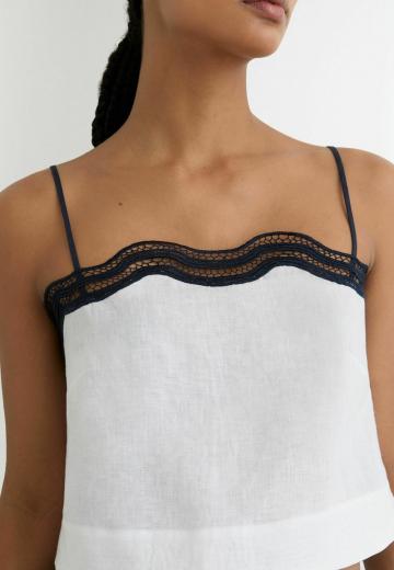 Топ на бретельках