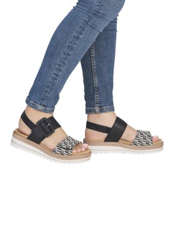 Босоножки на танкетке