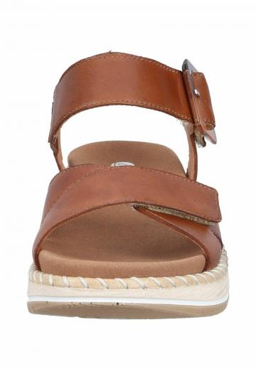 Босоножки на танкетке