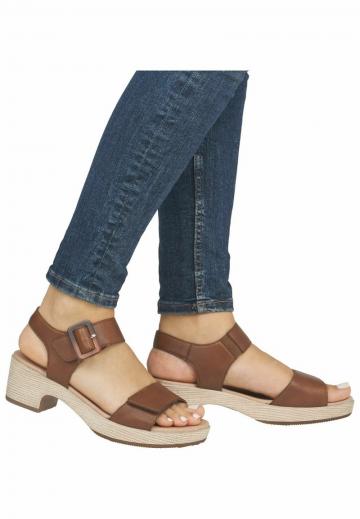 Босоножки на платформе