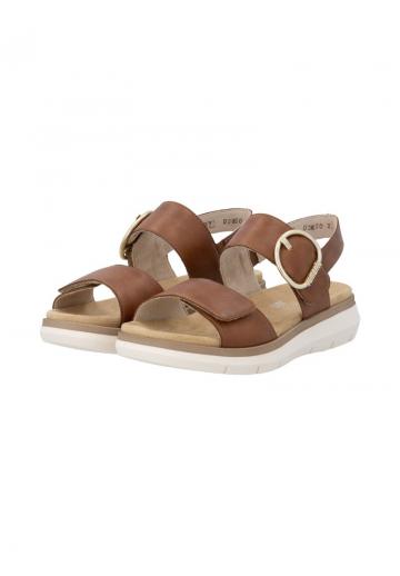 Босоножки на танкетке