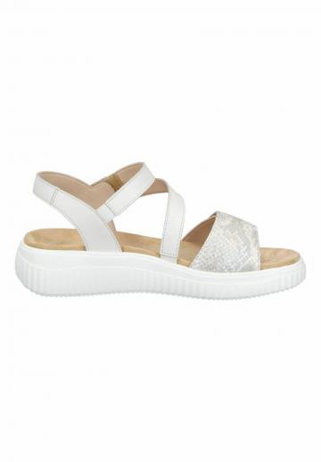 Босоножки на танкетке