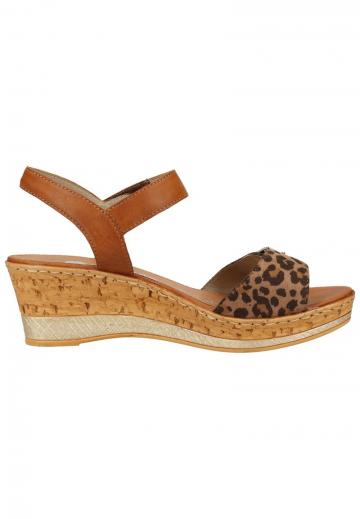 Босоножки на танкетке