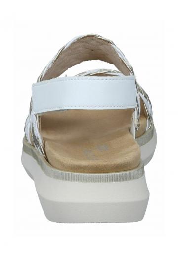 Босоножки на танкетке