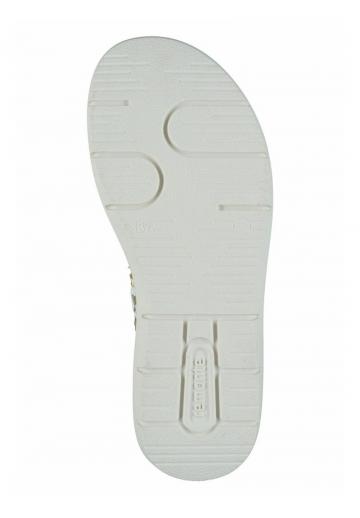 Босоножки на танкетке