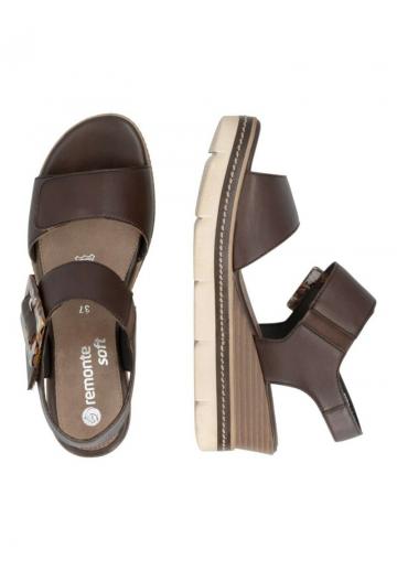 Босоножки на танкетке