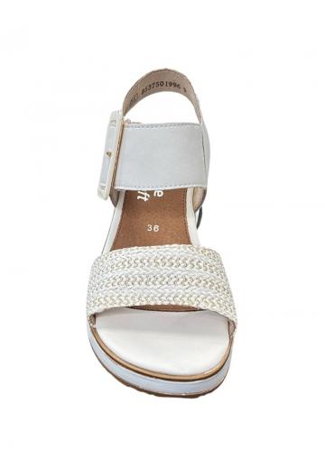 Босоножки на танкетке