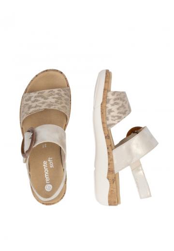 Босоножки на танкетке