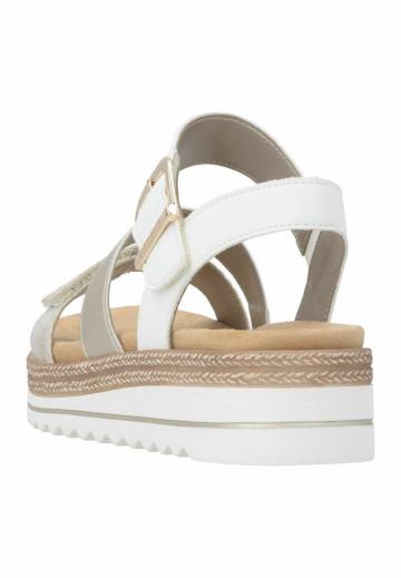 Босоножки на танкетке