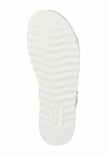 Босоножки на танкетке