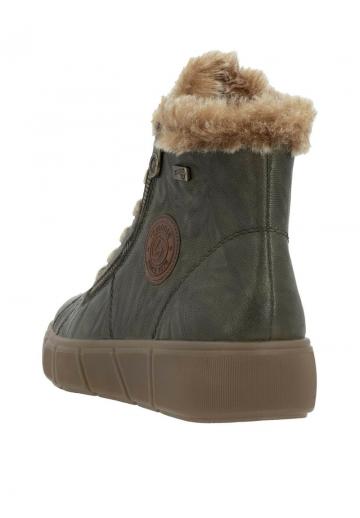 Зимние ботинки