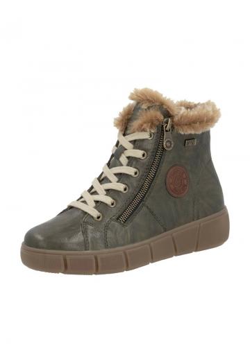 Зимние ботинки