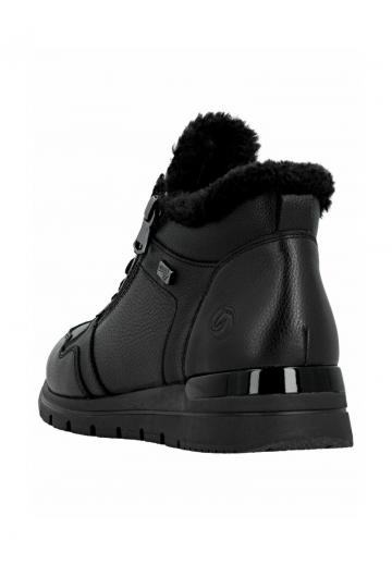 Сапожки на танкетке