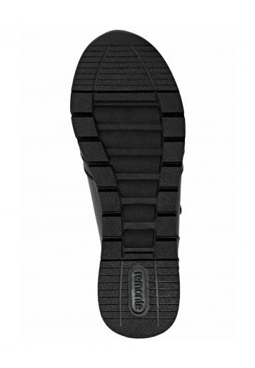 Сапожки на танкетке