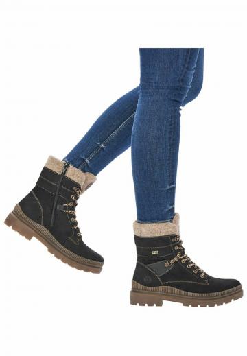 Зимние ботинки