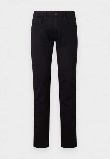 Узкие джинсы