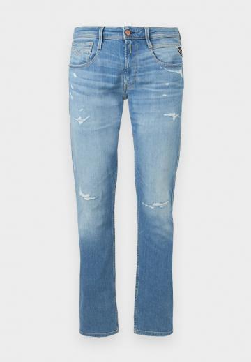 Узкие джинсы