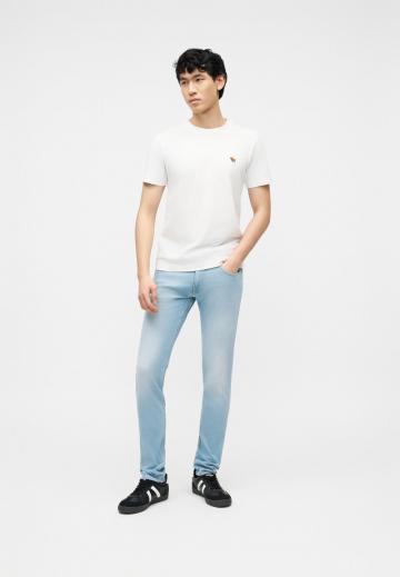 Узкие джинсы