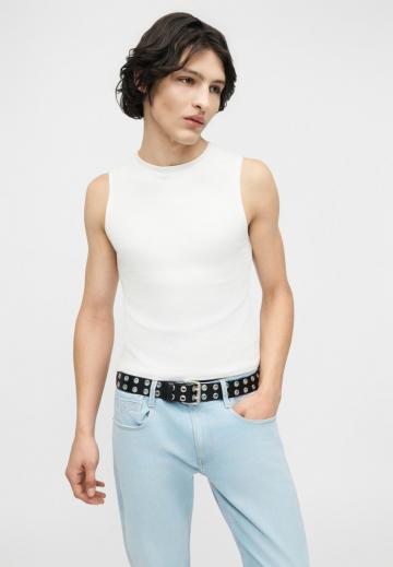 Узкие джинсы