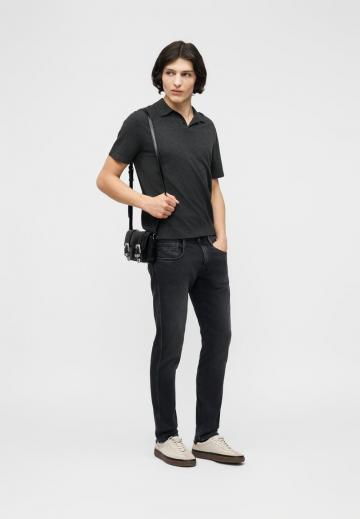 Узкие джинсы