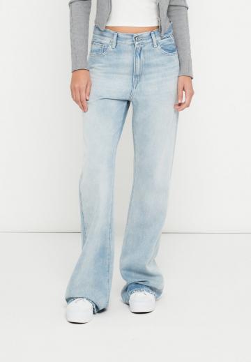 Свободные джинсы