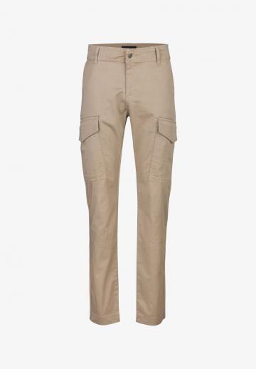 Брюки с накладными карманами