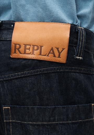 Свободные джинсы