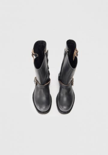 Ковбойские сапоги