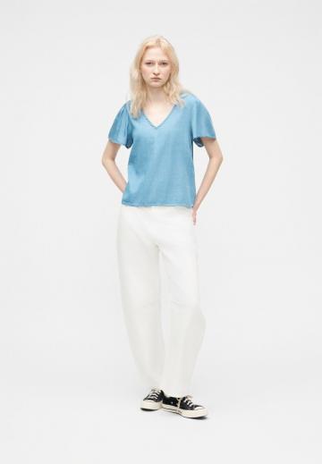 Прямые джинсы