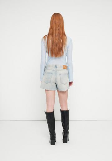 Джинсовые шорты