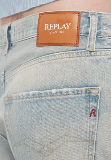 Джинсовые шорты